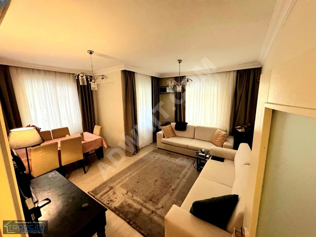 Apartment for sale in the YENİBOSNA RADAR area, (next to YASEMİN KONAKLARI)