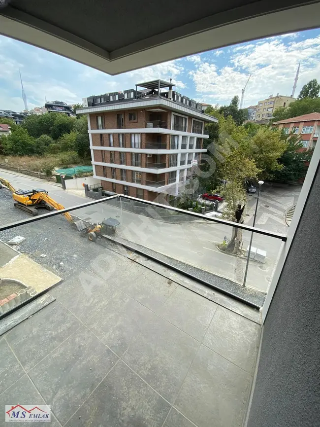 Apartment 2+1 for sale in a new building on the third floor with parking in the area of ÜSKÜDAR BURHANİYE - from MS EMLAK