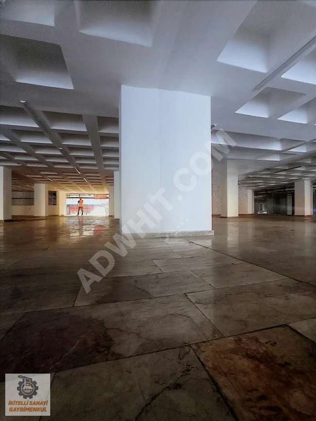 900m2 shop for rent in İkitelli Aykosan