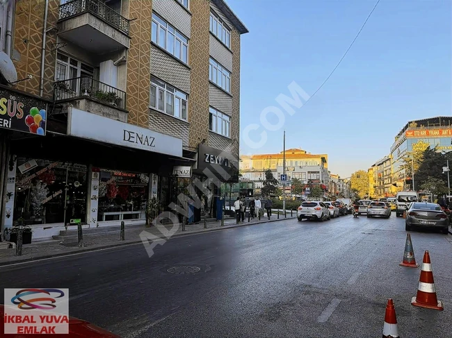 Commercial shop with an area of 40 square meters for sale on ÜMRANİYE SÜTÇÜ İMAM Street, priced at 15,750,000 Turkish Lira.