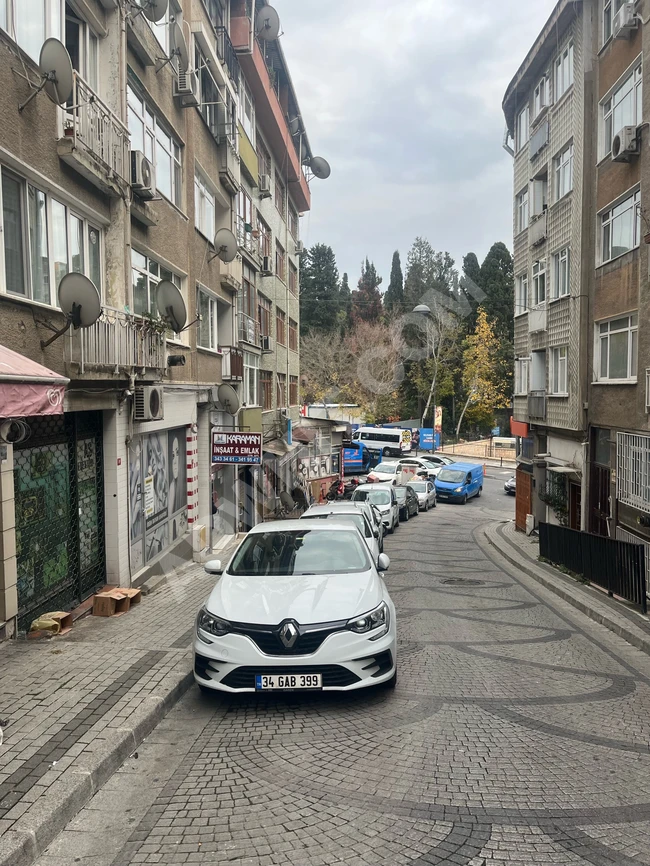 ÜSKÜDAR SULTAN TEPEDE MERKEZE 7 DAKİKA FULL EŞYALI 2+1