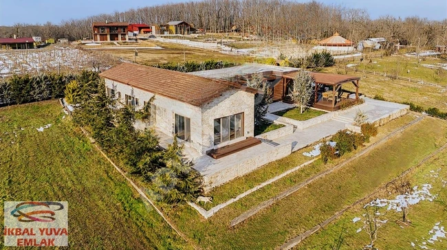 Farmhouse for sale in Demirköy, Kırklareli