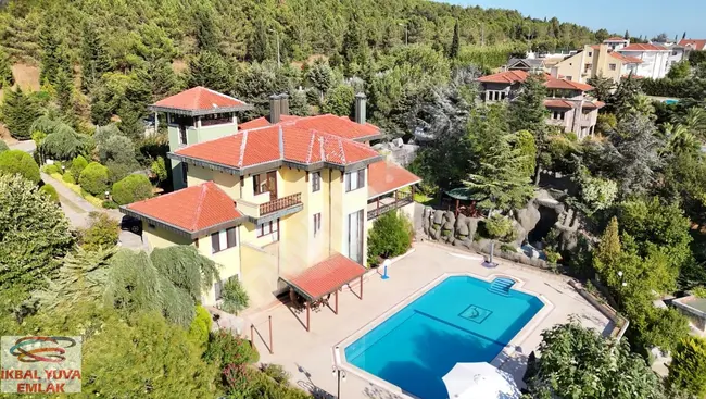 The most beautiful villa for sale in the Büyükçekmece Tepekent complex.