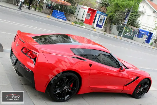 CORVETTE - تبريد - لون احمر - 3 لتر - شاشة عرض - من KUZEY MOTORS