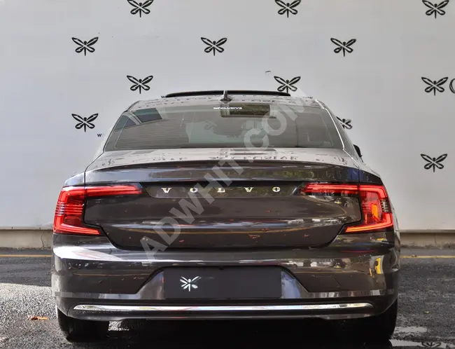 VOLVO S90 D B5 INSCRIPTION موديل 2022 - من الوكيل - بدون طلاء - X-CLUSIVE