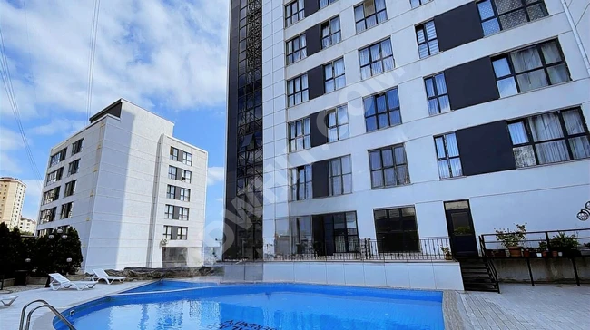 Fourteenth floor with city view, luxurious design, furnished, 2+1 apartment, with pool and parking space (vacant).