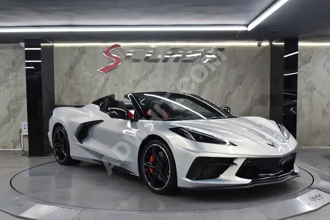 CORVETTE 6.2 STINGRAY  موديل 2022 قابلة للتحويل - نظام صوت BOSE - عرض على الزجاج الامامي -SCLASS