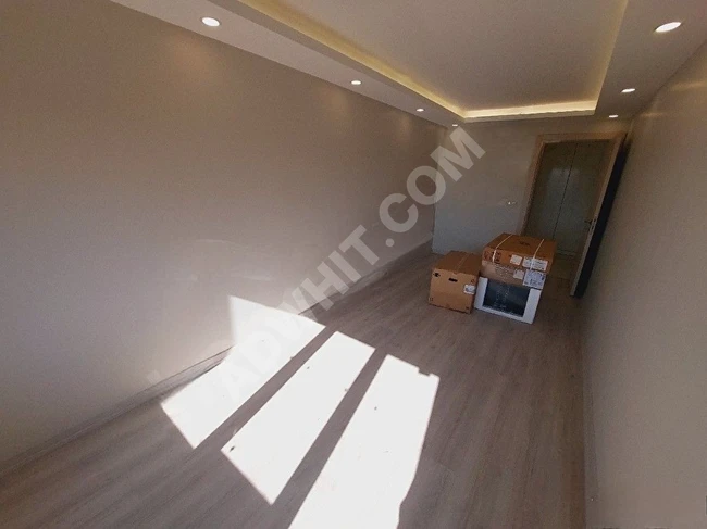 4+1 apartment in a new building with a covered parking lot and sea view in İCADİYE from YEŞİL EMLAK.