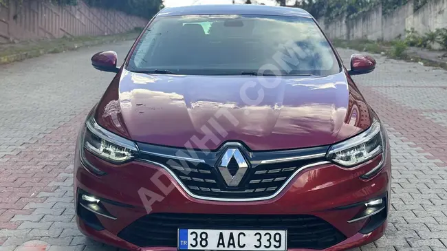 2023 RENAULT MAGANE 1.3 TCe İCON EDC 10 BİN KM