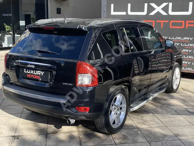 JEEP COMPASS LİMİTED 2014 - غيار اوتوماتيكي - من LUXURY MOTORS