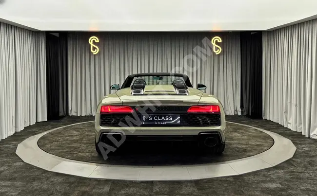 SCLASS 2023 AUDI R8 SPYDER 5.2 V10 570 HP RWD