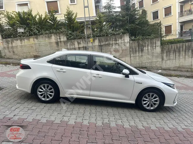 2021 TOYOTA COROLLA 1.8 HYBRİD DREAM %20 FATURA