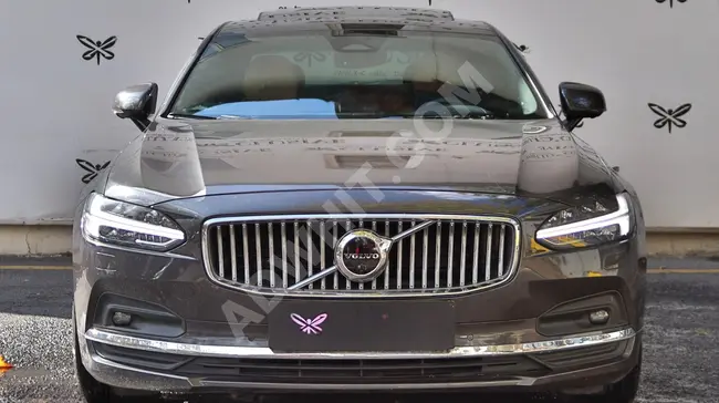 VOLVO S90 D B5 INSCRIPTION موديل 2022 - من الوكيل - بدون طلاء - X-CLUSIVE