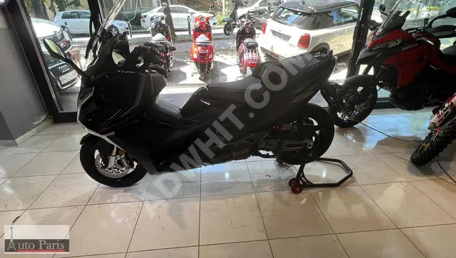 Auto Paris 2023 Kymco AK 550 Premium