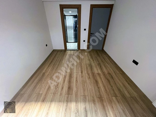 🏡🏡شقة 2+1 فاخرة , بمطبخ منفصل , بواجهة امامية , في الطابق الاوسط - من ALÇINAR EMLAK🏡🏡