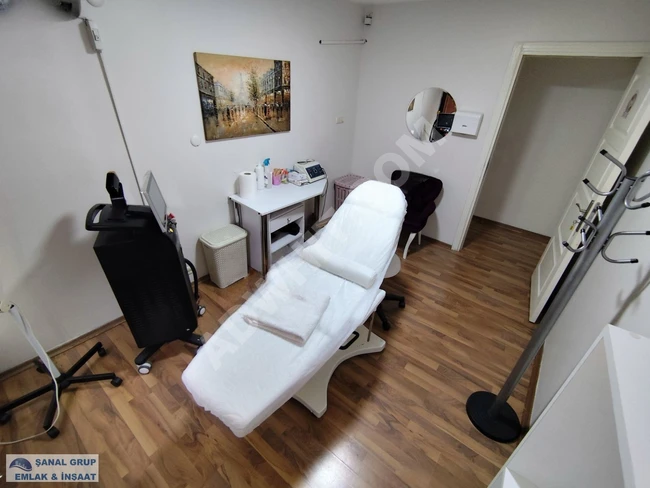 A beauty center in ÜMRANİYE, 4 minutes away from the metro, available in video.