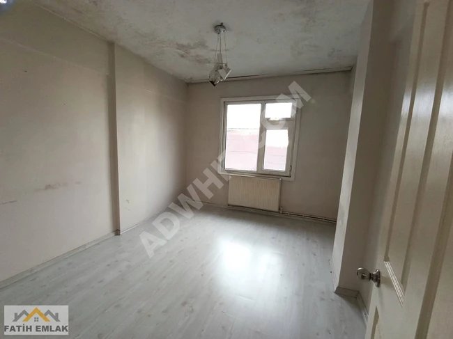 ÜSKÜDARDA OTOPARKLI SİTE İÇİ 4+1 120M2 4.KAT DUBLEKS DAİRE