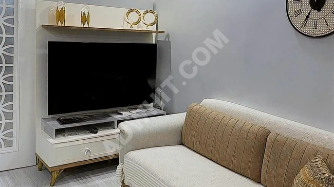 A clean 2+1 apartment with an elevator located in Bahçelievler Siyavuşpaşa, Barbaros 2.Sokak.