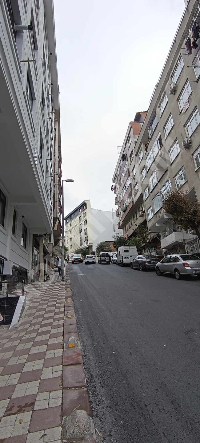 Shop for sale in a new building, in Zeytinburnu çırpıcı neighborhood.