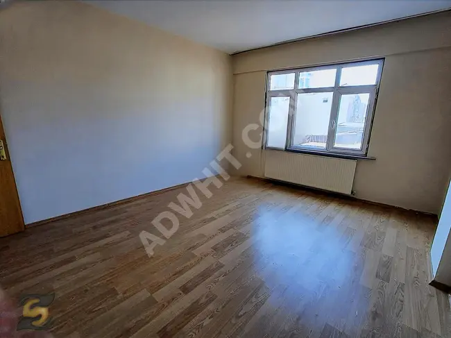 METROBÜSE 5 DK 1+1 BÜYÜK DAİRE