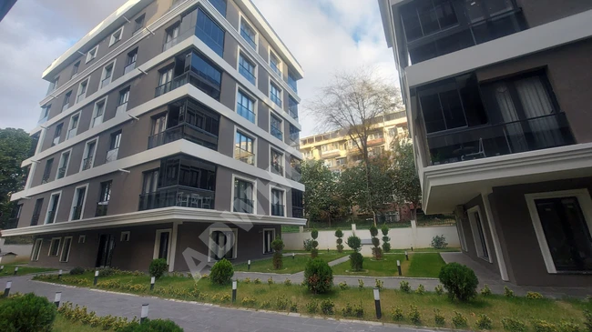 Butik sitede satılık 2+1 daire, 77m, asansör, oto parklı