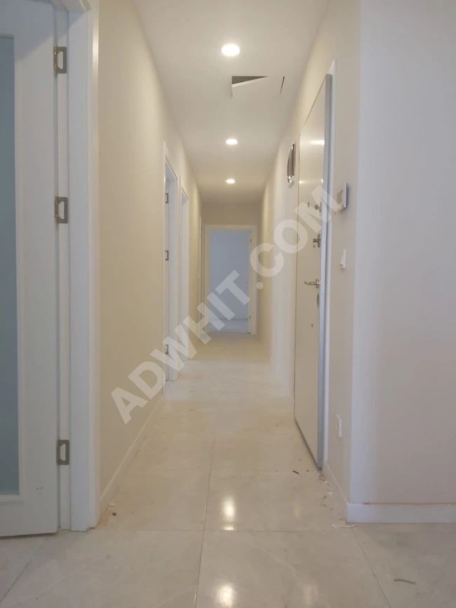 satılık 3+1 kombili asansörlü otoparklı daire 125m