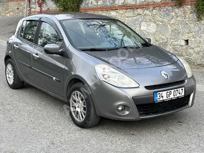 2010 - Renault Clio - اوتوماتيك - عداد 212.000  كم