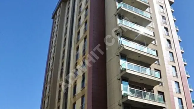 İSTANBUL KADIKÖY KOZYATAĞI MAHALLESİNDE SATILIK DUBLEKS DAİRE