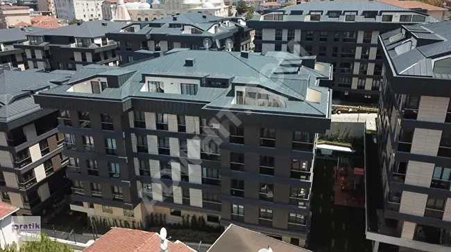 4+1 Duplex apartment for sale in ÇENGELKÖY ERGUVAN HOUSES