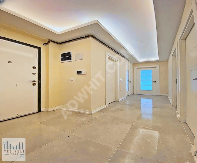 Luxurious 3+1 apartment in a fully serviced complex in the BEYLİKDÜZÜ ADNAN KAHVECİ area.