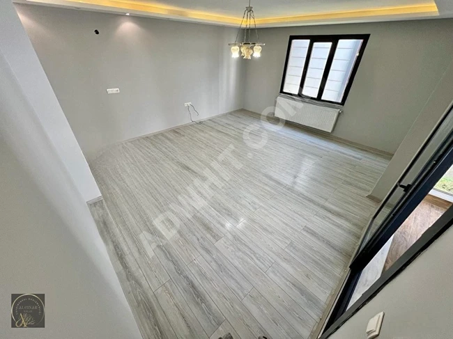 🏡🏡ALÇINAR EMLAKTAN AYRI MUTFAK ARAKATASANSÖRLÜ CAM BALKONLU 2+1🏡🏡