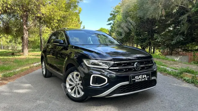 للايجار سيارة Volkswagen T-Roc موديل 2023