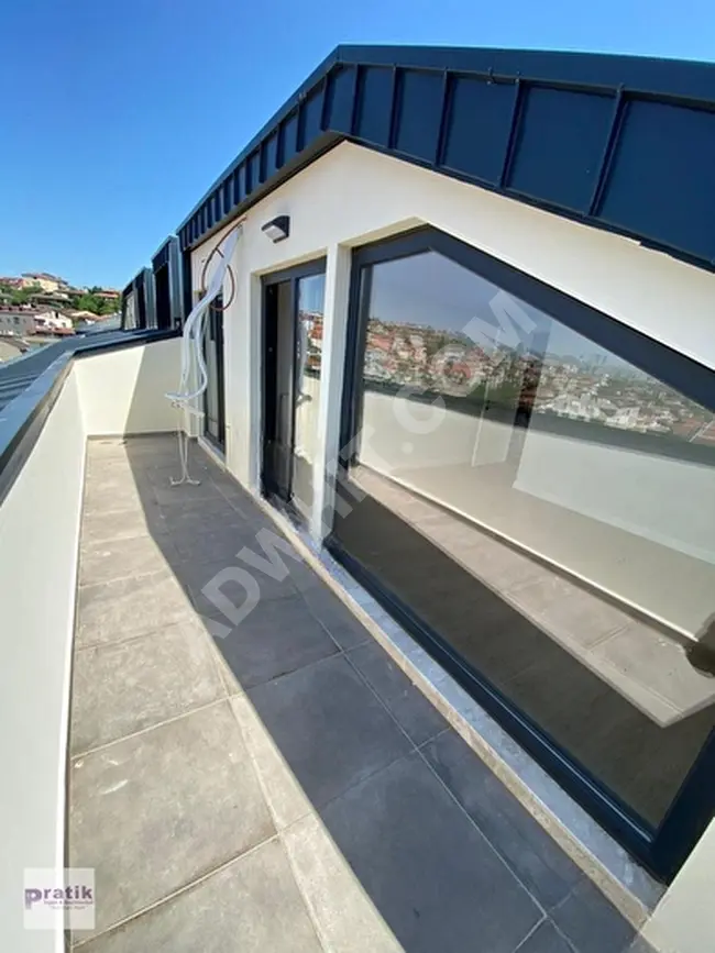 4+1 Duplex apartment for sale in ÇENGELKÖY ERGUVAN HOUSES