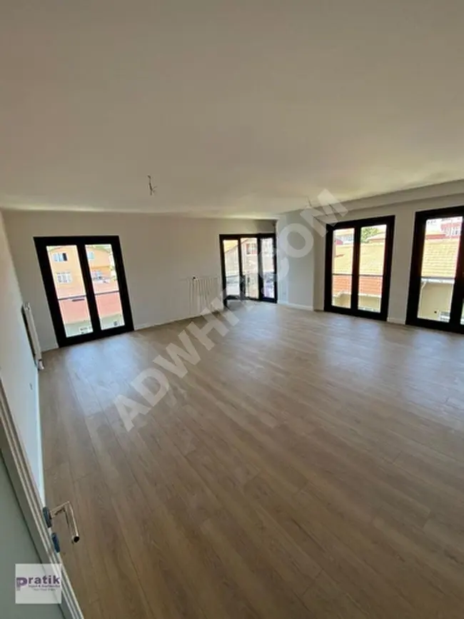 4+1 Duplex apartment for sale in ÇENGELKÖY ERGUVAN HOUSES