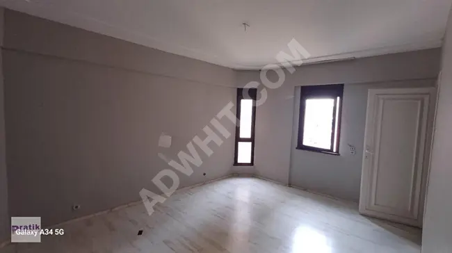 İSTANBUL KADIKÖY KOZYATAĞI ÇEBİ SİTESİNDE SATILIK DAİRE