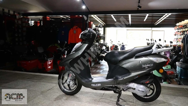 FALCON DOLPHIN 125 EFI motorcycle available in installments from ACAR MOTORS.