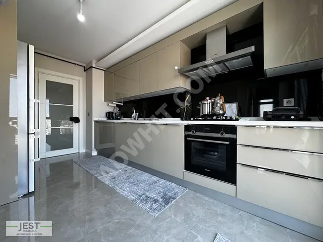 New apartment 3+1 for sale with an open front in a low-rise building within the REFERANS BAHÇEŞEHİR complex.