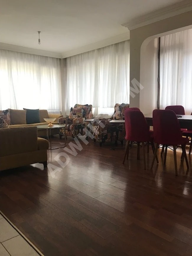 BAKIRKÖY DE KİRALIK MOBİLYALI DAİRE