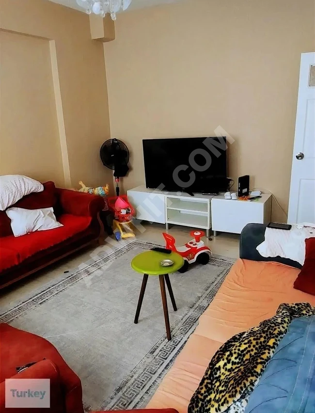 2+1 apartment for sale, ready to move in, located in Bakırköy Osmaniye.