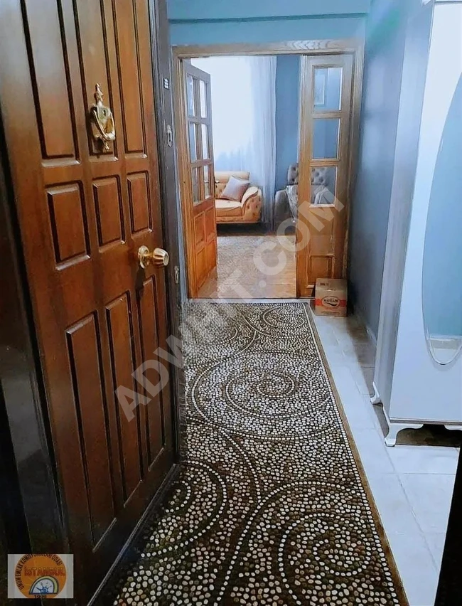 BAKIRKÖY ZEYTİNLİKTE BAHÇE KATI KÖŞE BAŞI 2+1 SATILIK DAİRE