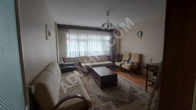 SATILIK 2+1 85M KOMBİLİ 1 KAT TEMIZ KULLANİSLİ BİR DAİRE 