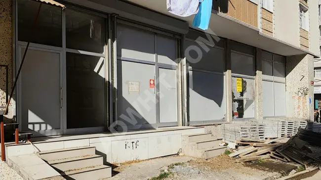 Commercial shop for rent with an area of 160 square meters on the tram road in front of the school.