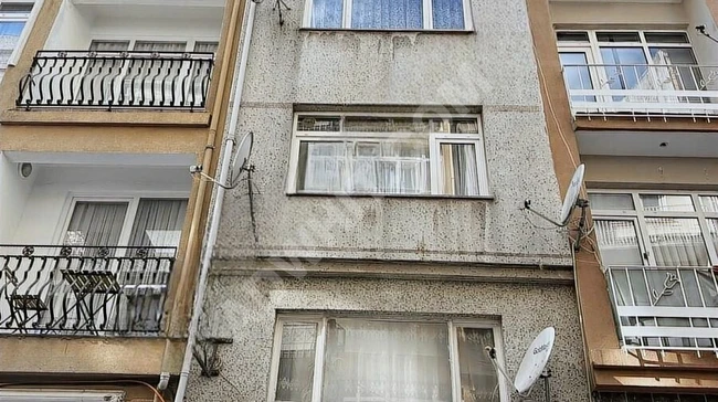 Complete building for sale in BAKIRKÖY suitable for urban transformation