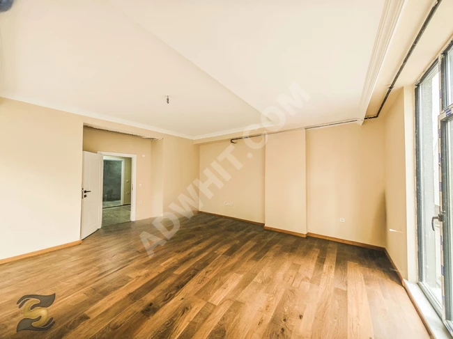 Spacious 3+1 apartment on the middle floor in a new building on Talatpaşa Street!