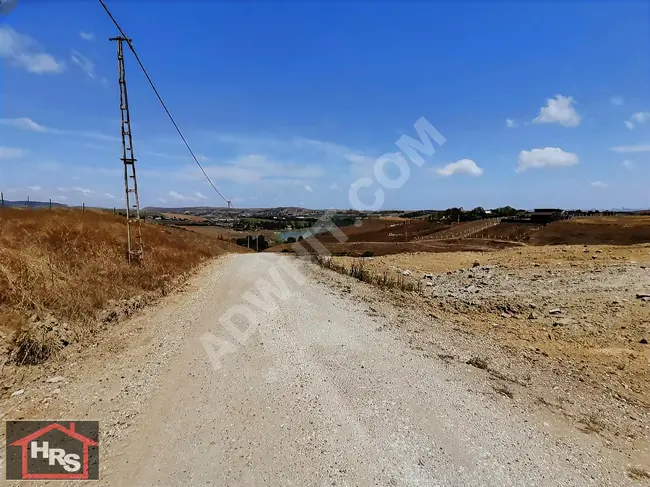 722 square meters of agricultural land on the road frontage allocated for exchange with a vehicle.