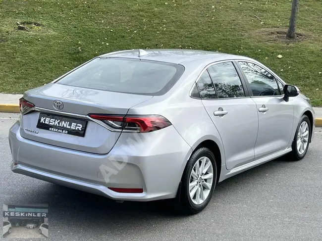 2023 BOYASIZ 9 BİN KM ! TOYOTA COROLLA **TAKSİT SEÇENEKLİ**