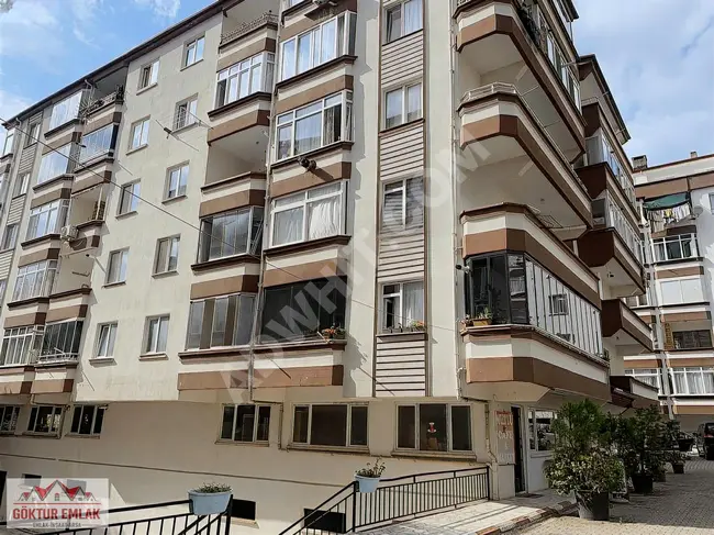 An apartment in a residential complex with a pool, in Yalova çınarcık Koru köy