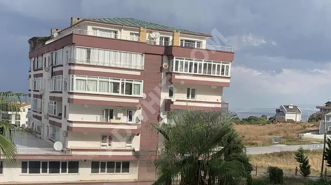 An apartment in a residential complex with a pool, in Yalova çınarcık Koru köy