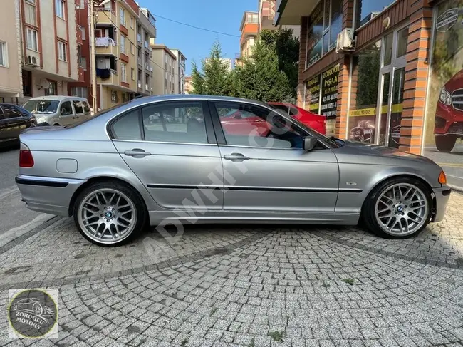 BMW 330xi, 2001 model, automatic, gas and petrol, one part changed, suitable for exchange.