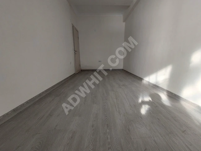 For sale: A new 2+1 apartment, 80 square meters, in Sefaköy with a high entrance.